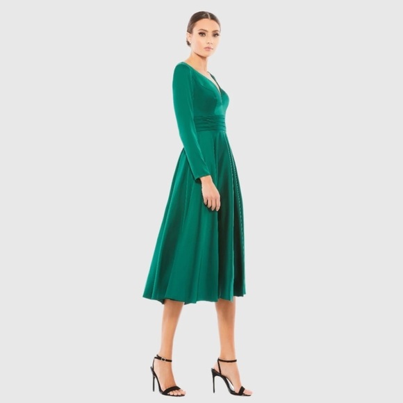 IEENA FOR MAC DUGGAL 67527
Plunge Neck Satin A-Line Dress - Picture 4 of 8